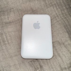 Apple MagSafe Portable Battery Pack